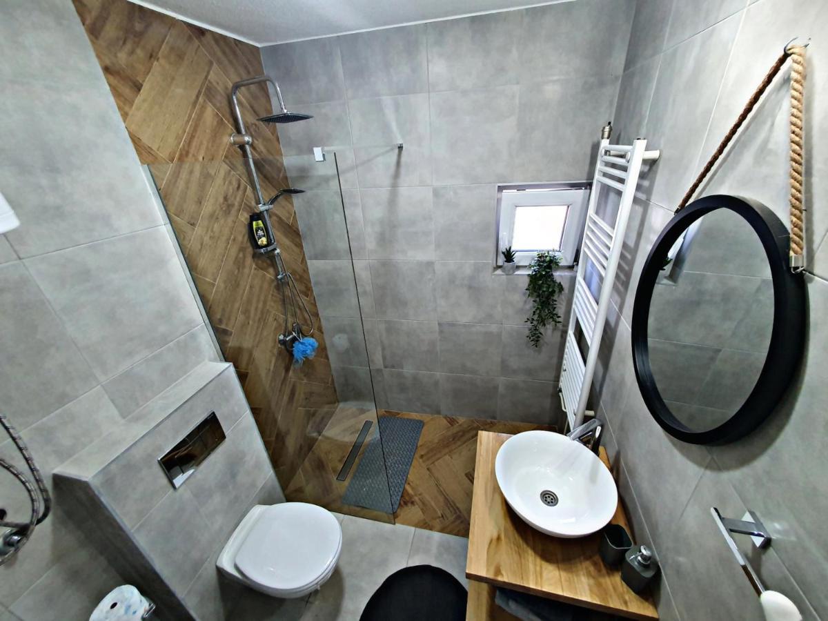 Luxor Apartmani 2 วรินรัชกา บานยา ภายนอก รูปภาพ